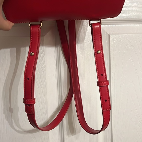 Papermint Artificial Leather small backpack with adjustable straps - Picture 3 of 10